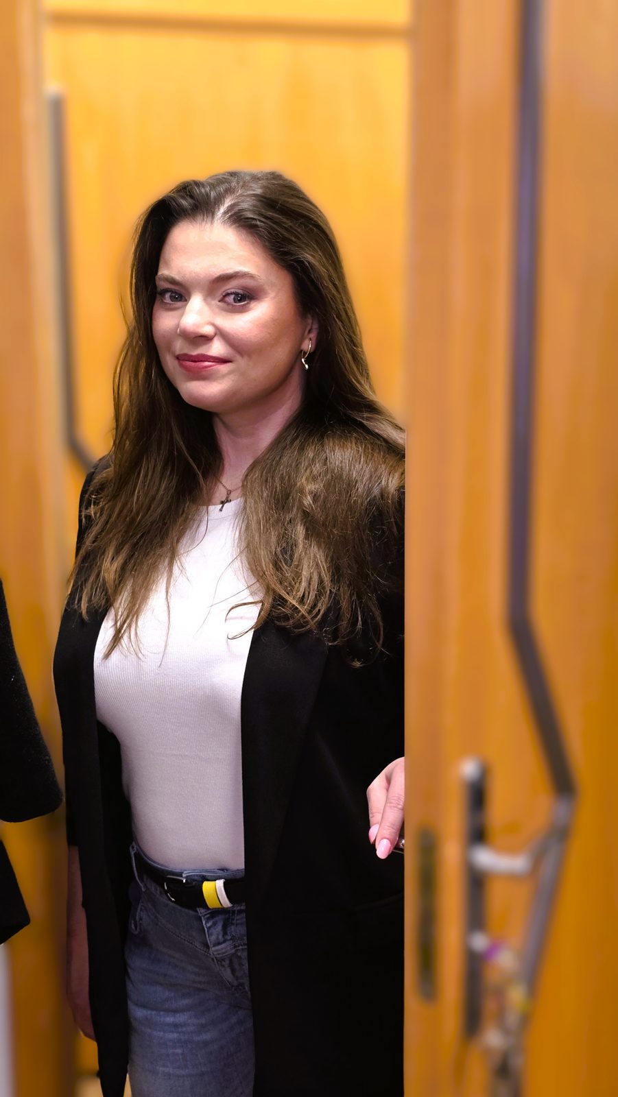 Katarzyna Semrau w drzwiach gabinetu